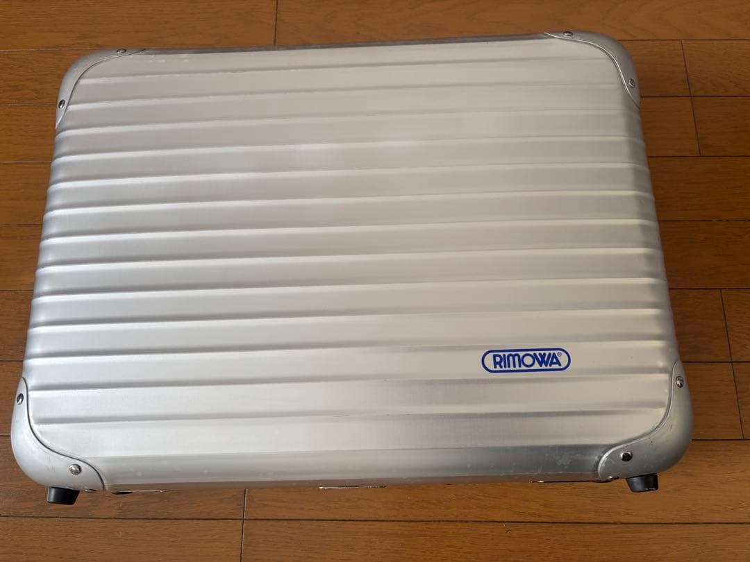 RIMOWA アルミニウム ビジネスバッグ シルバー 中型