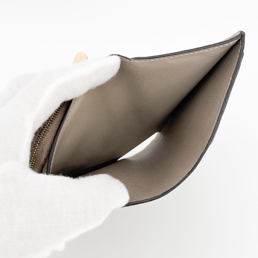 現行モデル♪ルイヴィトン アンプラント クレア トゥルトレール 二つ折り財布