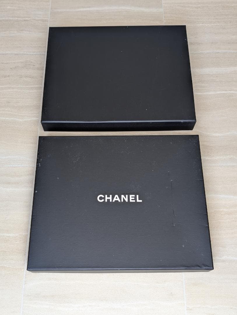 シャネル　CHANEL　アクセサリー入れ　ケース　空箱　デニム地　ベロア　黒