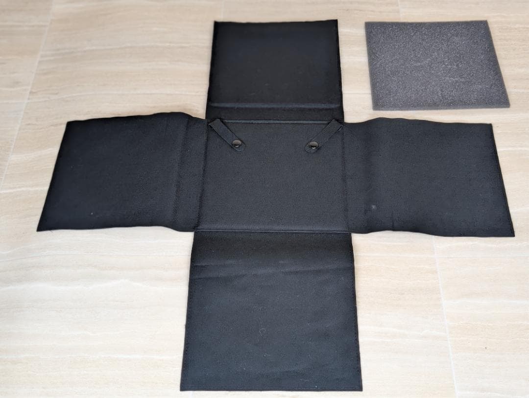 シャネル　CHANEL　アクセサリー入れ　ケース　空箱　デニム地　ベロア　黒