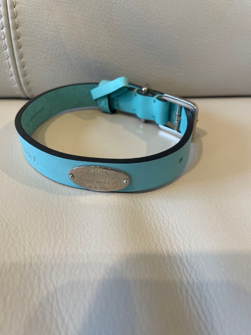 Tiffany & Co. 水色 レザー首輪