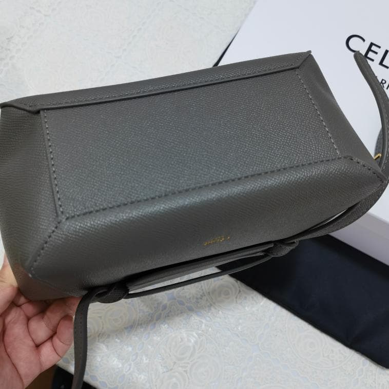 ベルトバック ナノ ショルダーバッグ グレー