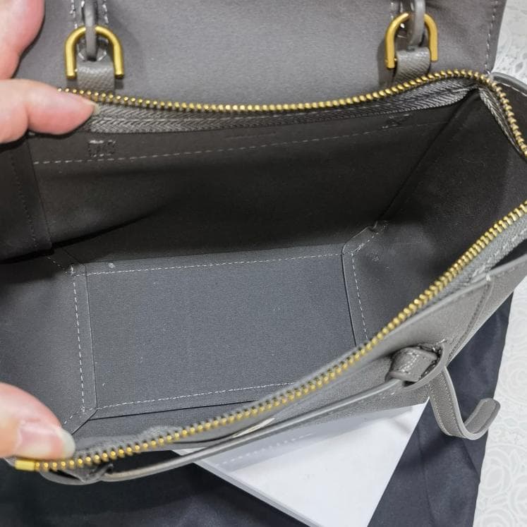 ベルトバック ナノ ショルダーバッグ グレー