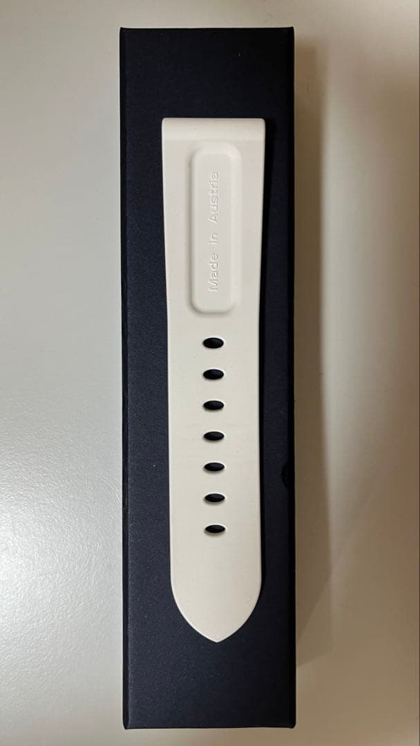 ド*プ様 【OFFICINE PANERAI】 44m用ラバーベルト／ホワイト