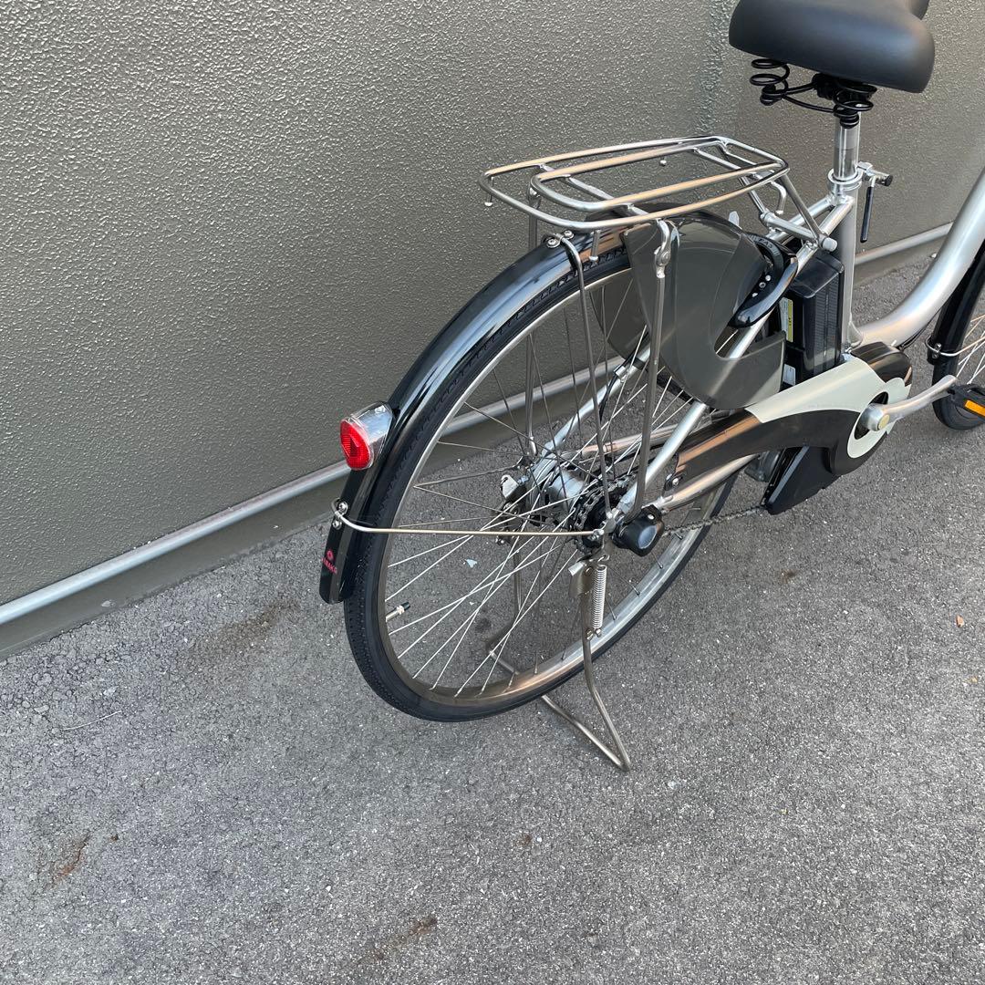 ヤマハ電動アシスト自転車26インチ シルバー