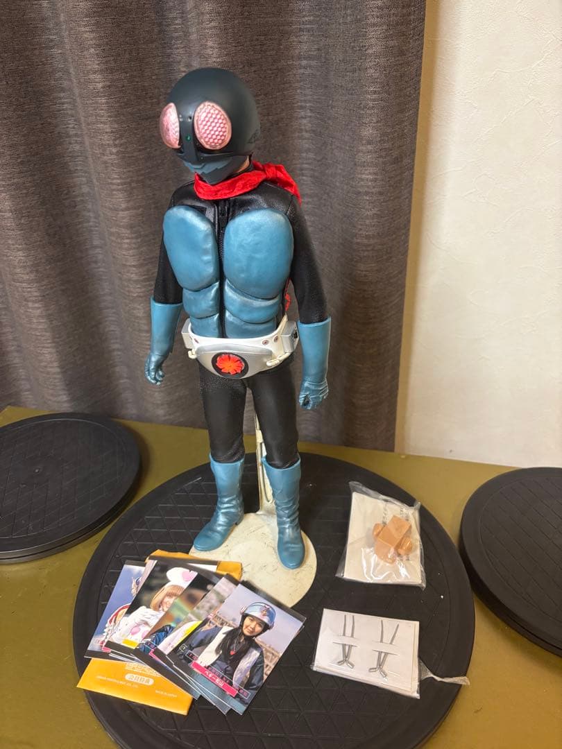 メチャクチャデカい 仮面ライダー 旧1号 フィギュア 約40cm 付属品有
