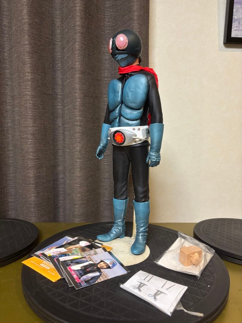 メチャクチャデカい 仮面ライダー 旧1号 フィギュア 約40cm 付属品有