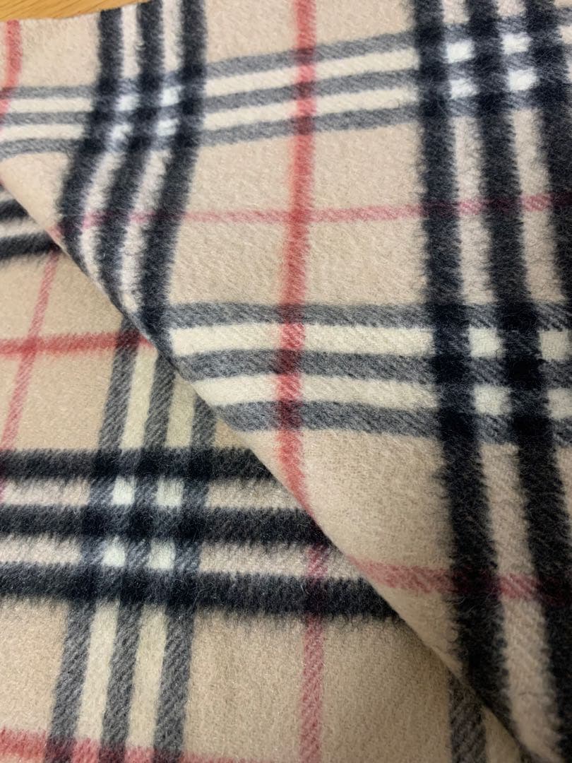 未使用に近い　Burberryマフラー　正規品　カシミヤ100