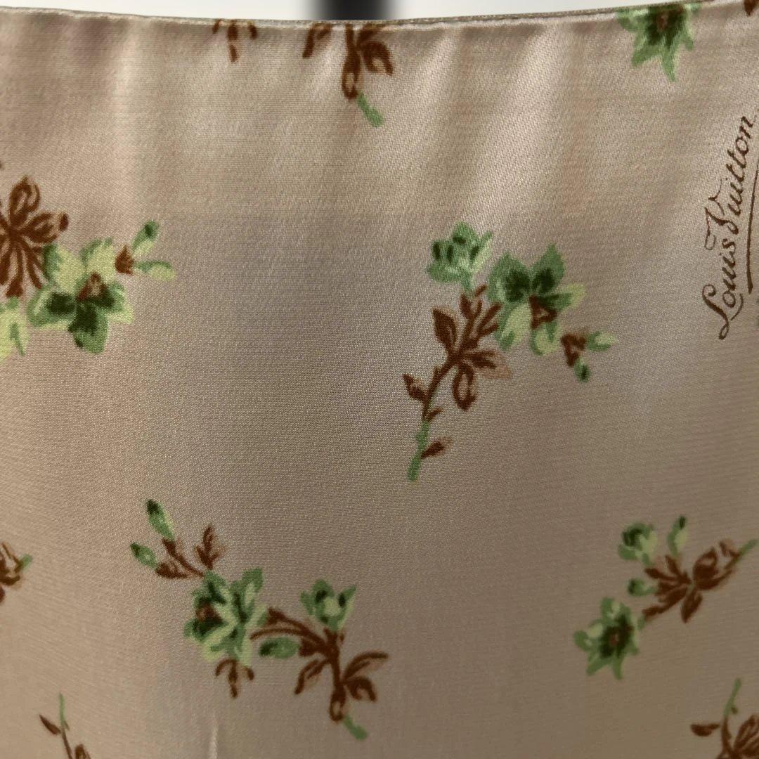 新品未使用　Louis Vuitton 花柄タイトスカート　36サイズ