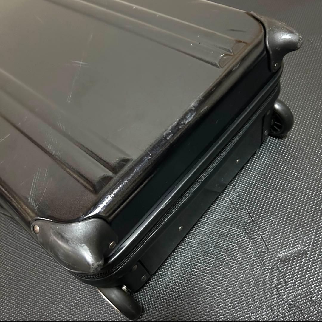 ZERO HALLIBURTON ゼロハリバートン 機内持ち込み可能 キャリー