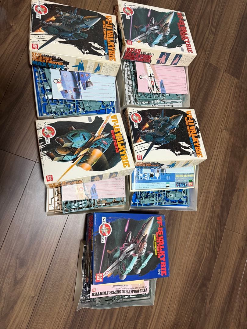 超時空要塞マクロス15周年バンダイバルキリープラモデルセット