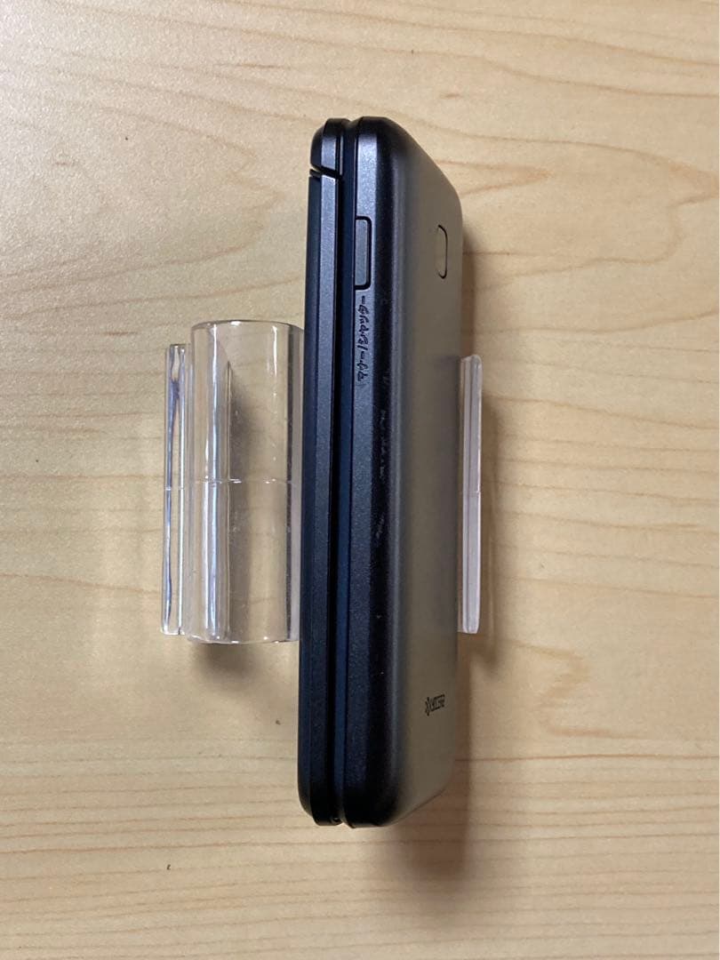 希少 GRATINA KYF44 カメラレス au SIMフリー 法人 U3