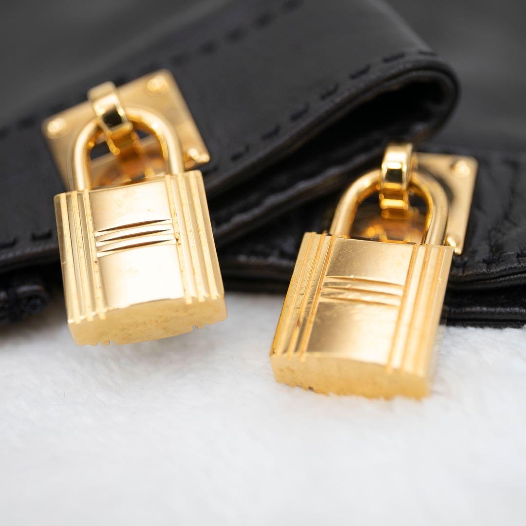 HERMES ブラックレザー手袋 ゴールド金具付き