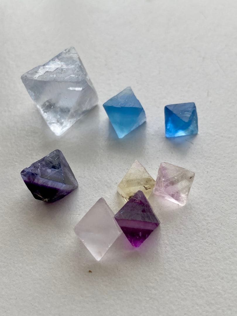 八面体フローライト　ビンガム産　イリノイ産　8個セット　蛍石　鉱物標本