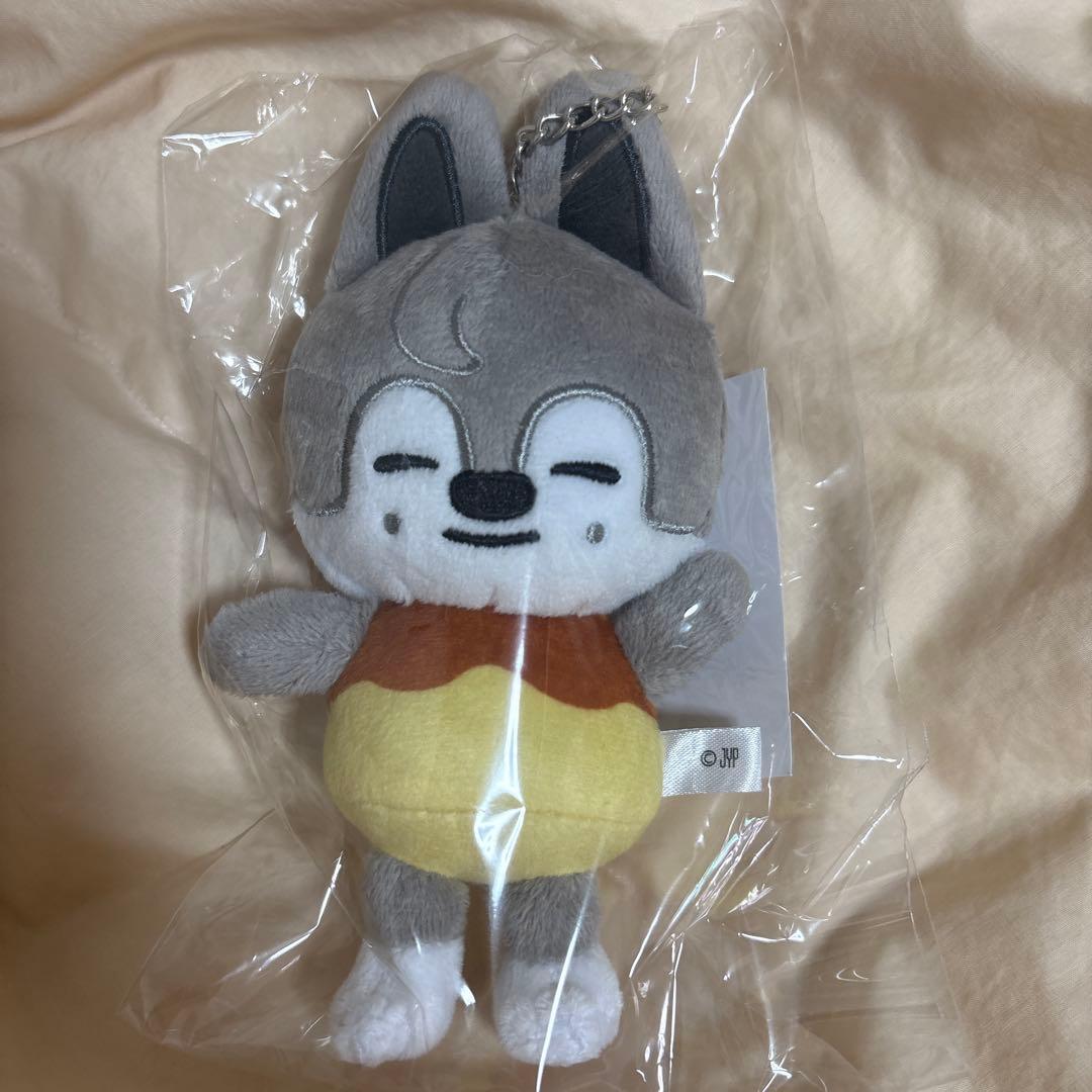 ウルフチャン バンチャン ぬいぐるみ SKZOO straykids