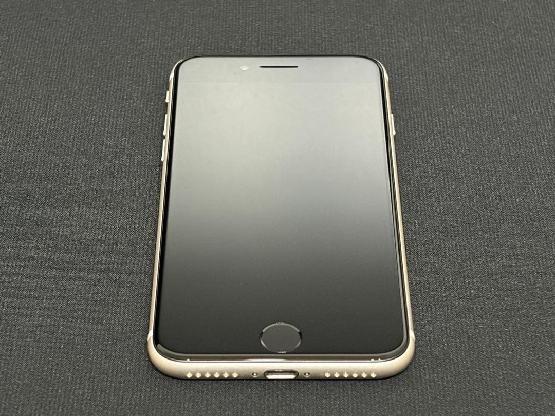 iPhone SE (第3世代) スターライト 128GB