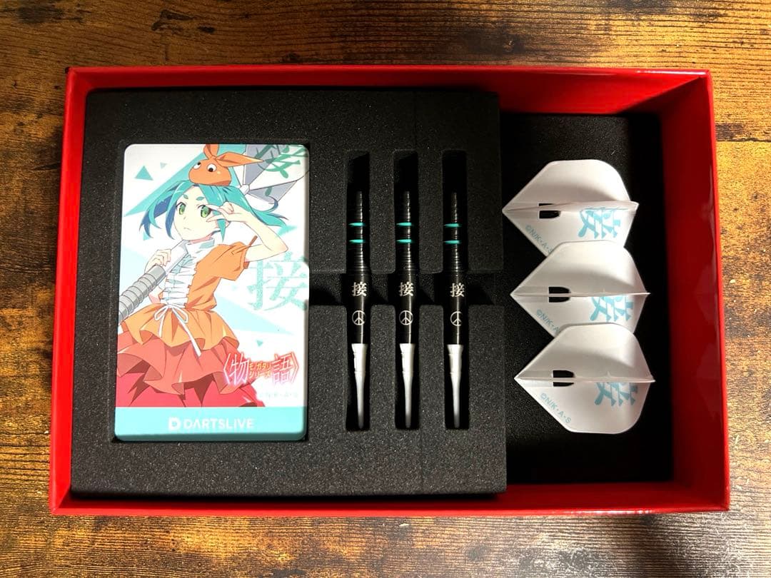 物語シリーズ ダーツセット 斧乃木 余接 ver. ダーツライブカード未開封