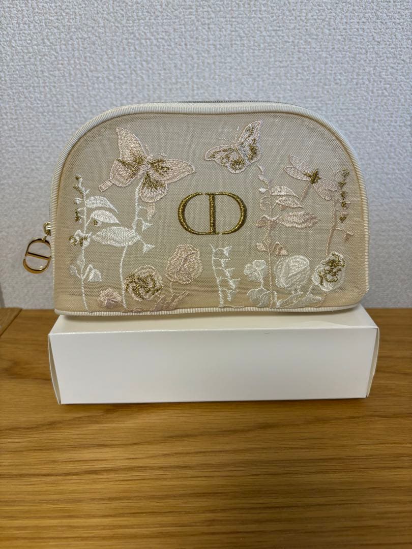 DIOR 刺繍ポーチ ノベルティ 母の日 マザーズデイポーチとシール