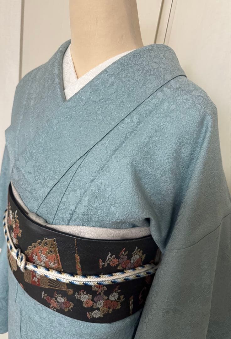 美品　証紙付き　草木染　辻ヶ花模様織り出し　色無地着物