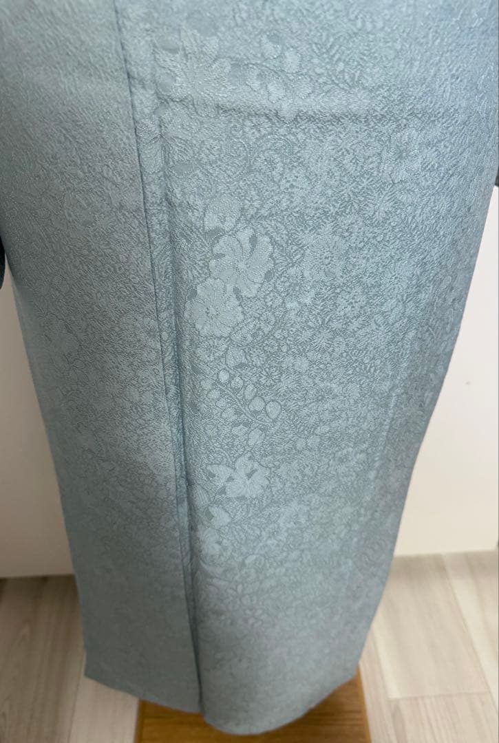 美品　証紙付き　草木染　辻ヶ花模様織り出し　色無地着物