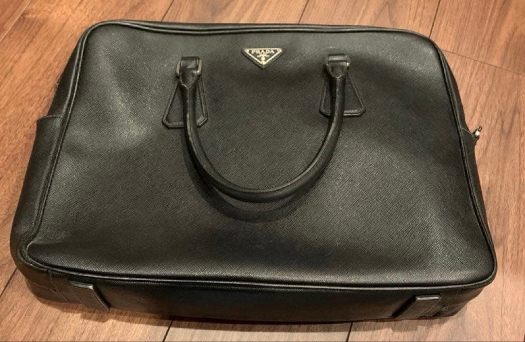 PRADA サフィアーノ レザー バッグ