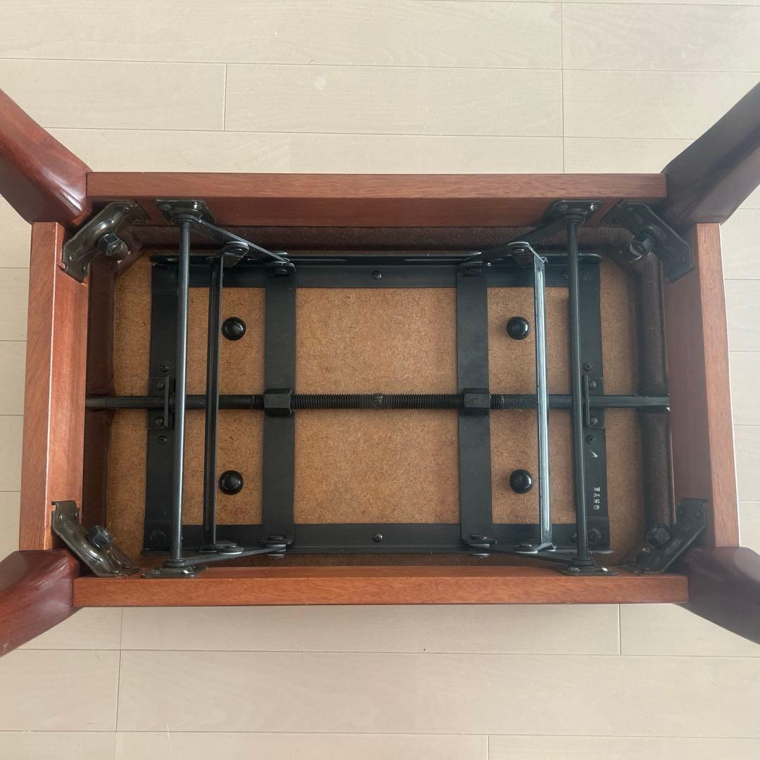 3/18までの特価品です！YAMAHAピアノ椅子（ネコ脚）