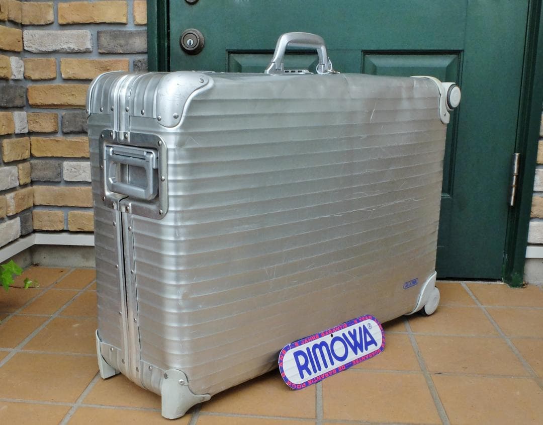 リモア 931.77『トパーズ』ジャンボ 2＋4輪プルタブ・ケース 104L