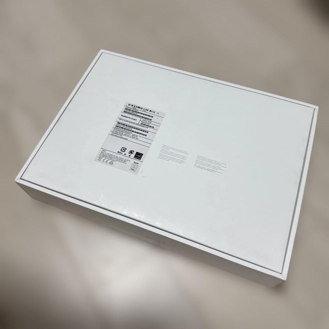 MacBook Pro 2022 M2 13インチ 256GB タッチバー搭載