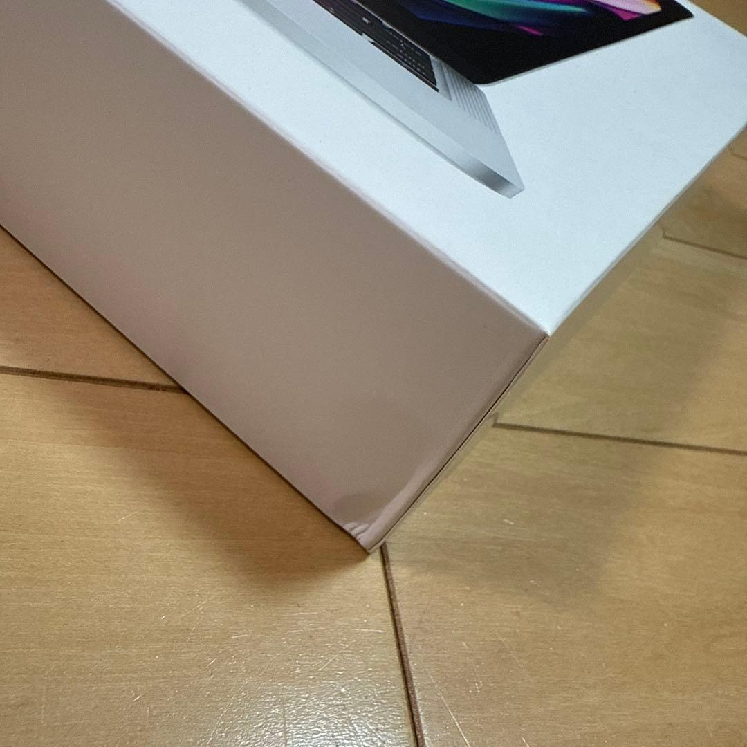 MacBook Pro 2022 M2 13インチ 256GB タッチバー搭載