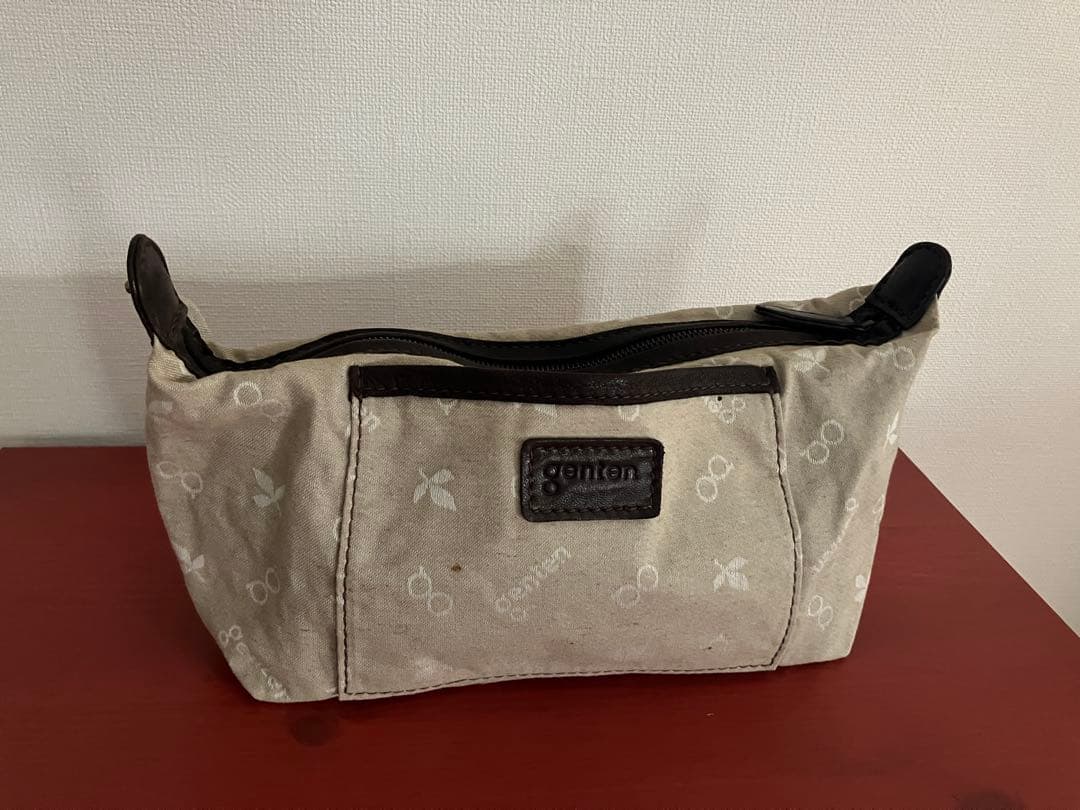 gentenゲンテン ソフトレザーバック　￼ダークブラウン　￼ポーチ付き