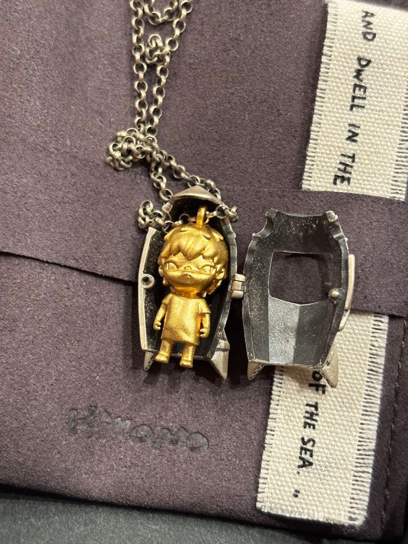 海外限定POP MART hironoフィギュア　ネックレス