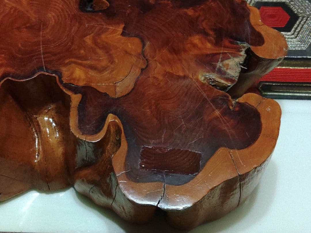 無垢木材　花台　大迫力切り株　かわいい木製オブジェ　木の温もり　年輪　精霊宿る