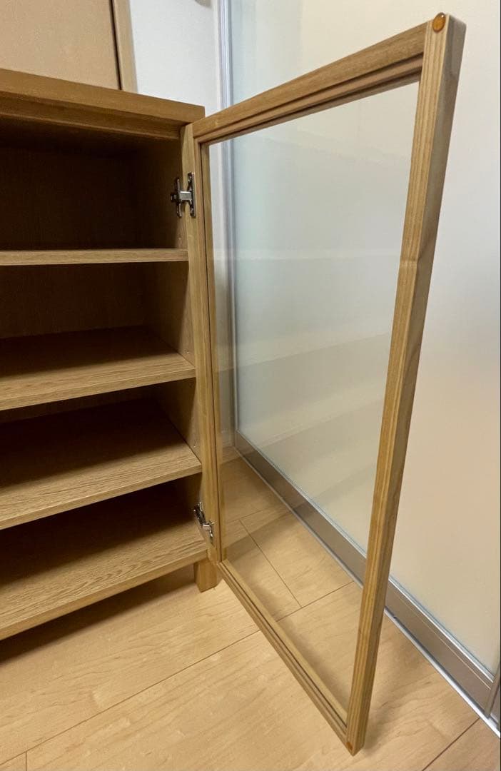【11/22(土)まで特別値引】無印良品　脚付き木製キャビネットガラス扉