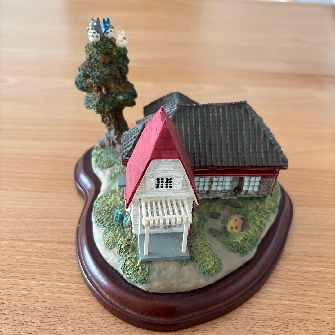 となりのトトロ　サツキとメイの家 ジオラマ　希少品