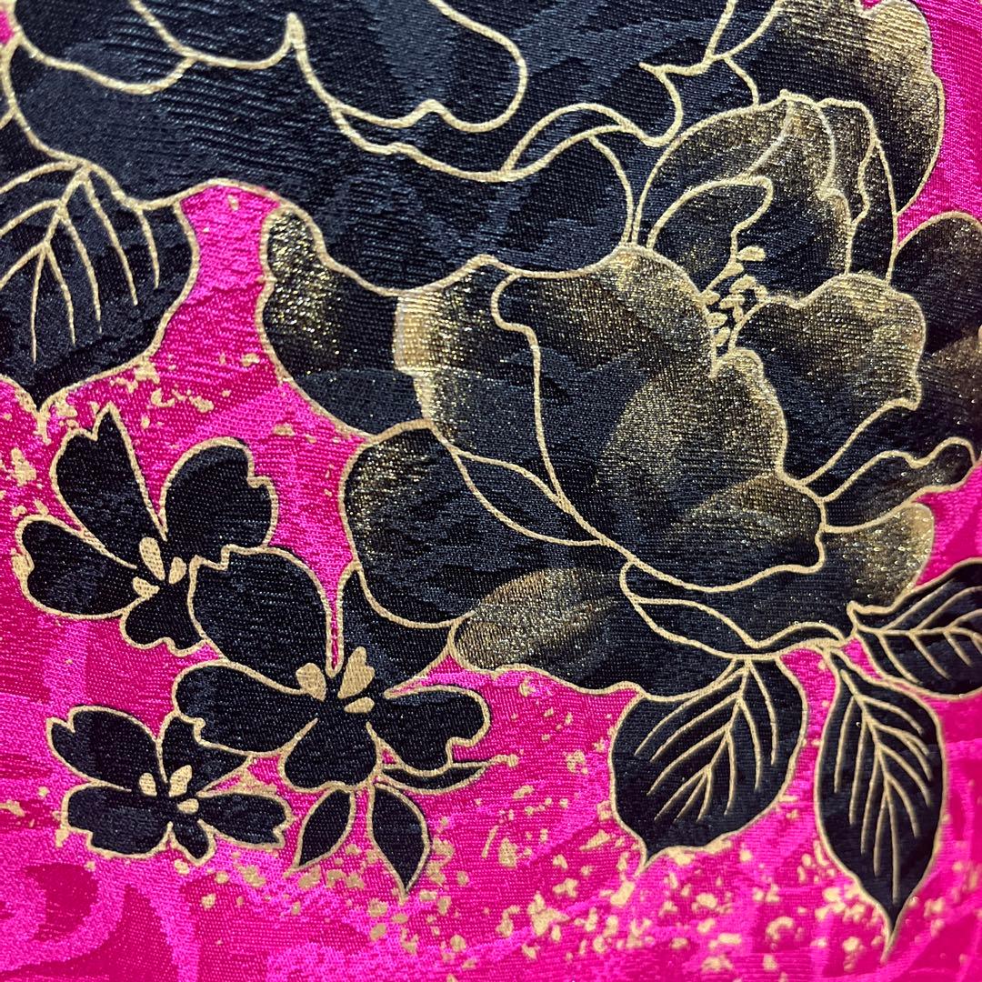 振袖　正絹　成人式　ローズピンク　黒薔薇　ばら