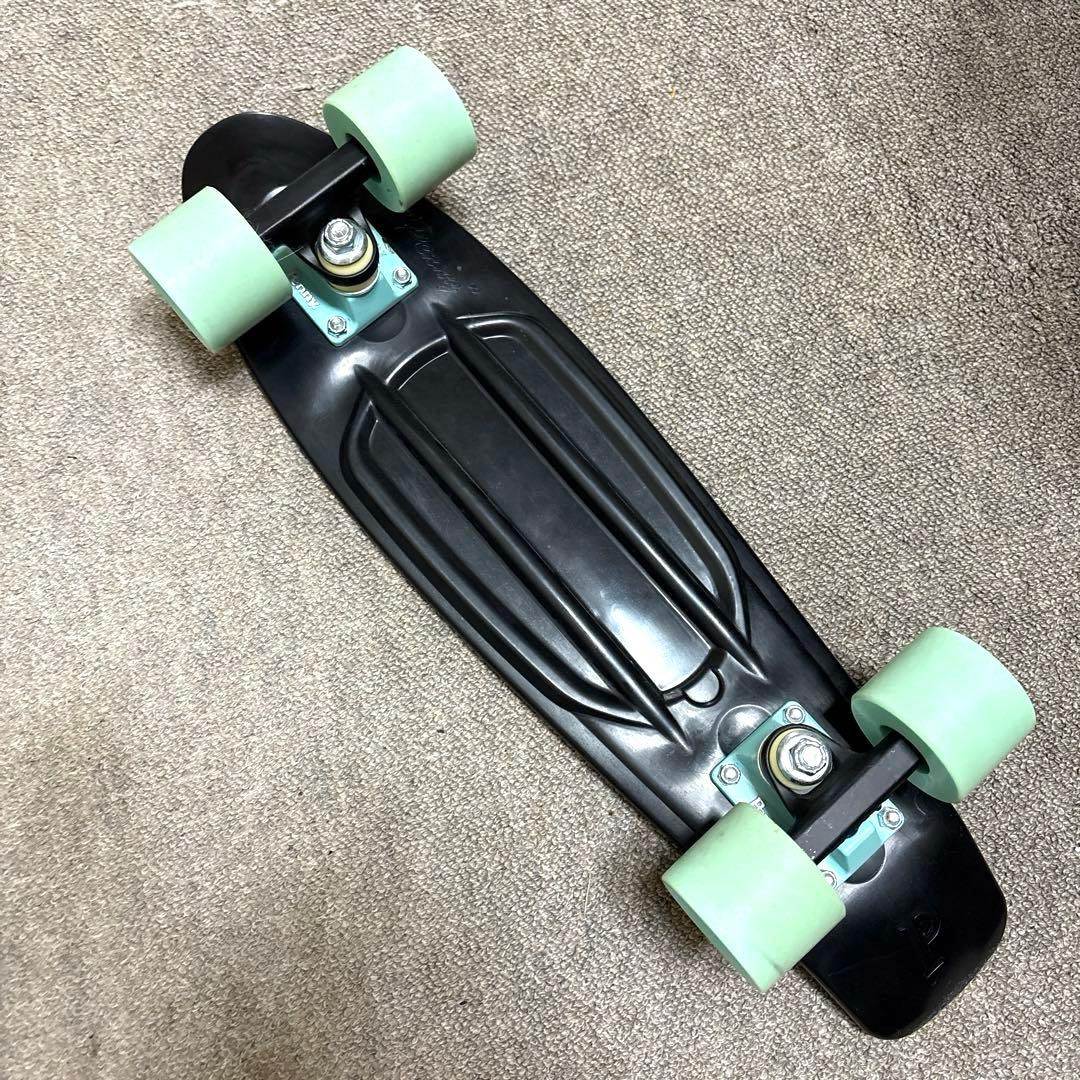 【hokulea】スケートボード 22インチ ブラックスケボースポーツ