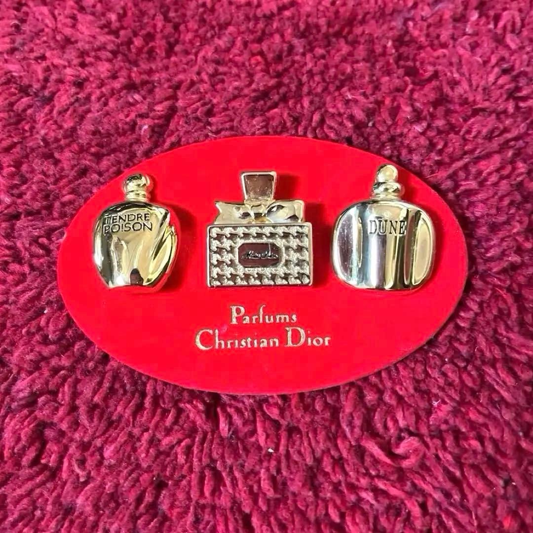 【正規品】クリスチャン・ディオール　香水瓶　ピンバッジ3個セット