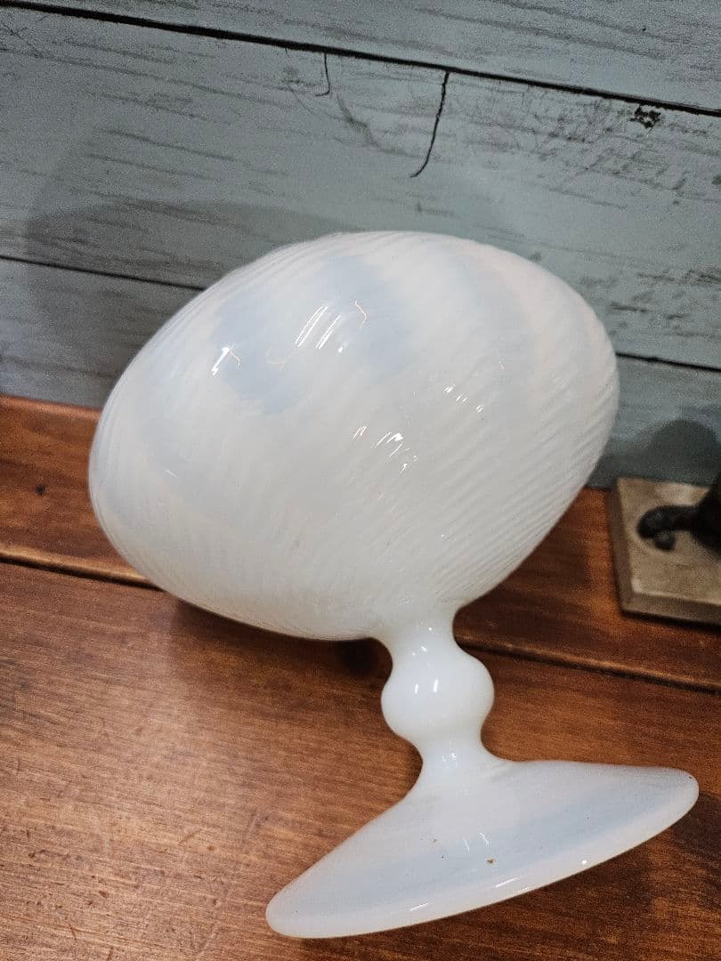 フランスアンティーク オパールセントガラスの花瓶 グラス 花入れ フラワーベース