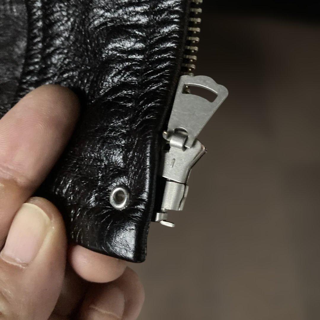 Attractions builtbuck ホースハイド 熊ジャン