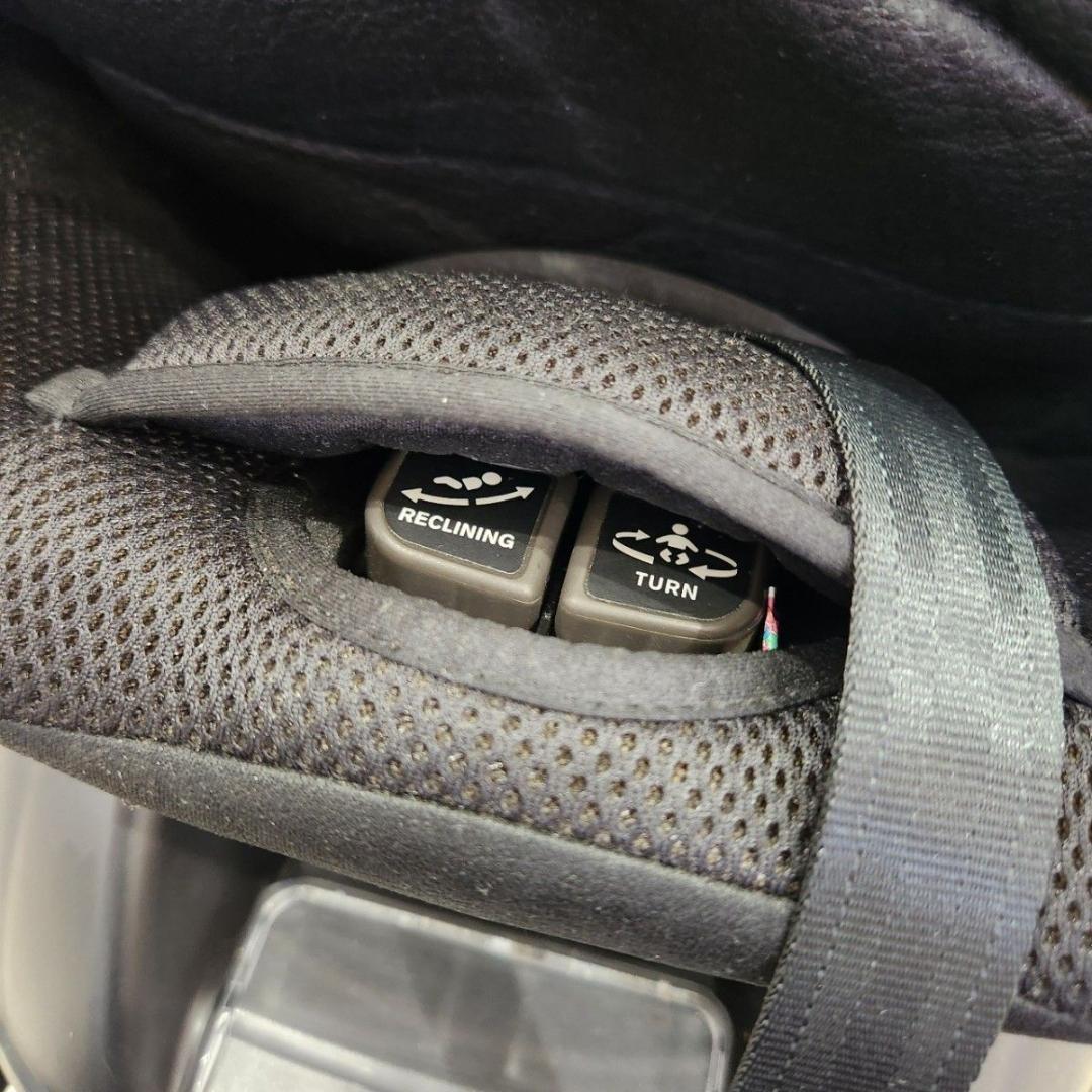 美品 Combi コンビ クルムーヴ ISOFIX エッグショックNBW 新生児