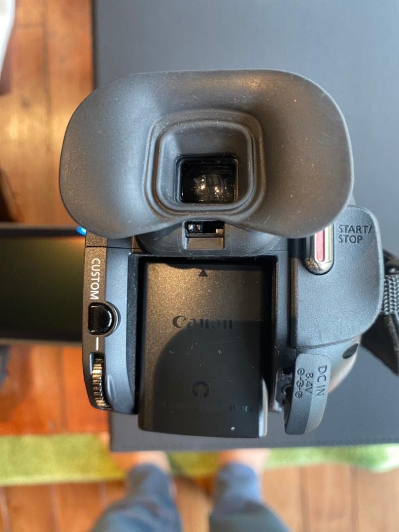 Canon iVIS HF G20 ビデオカメラ ムービーバッグ付き