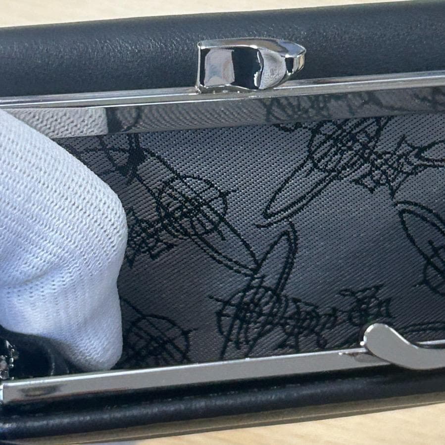 ヴィヴィアンウエストウッド 三つ折り財布 黒 ブラック