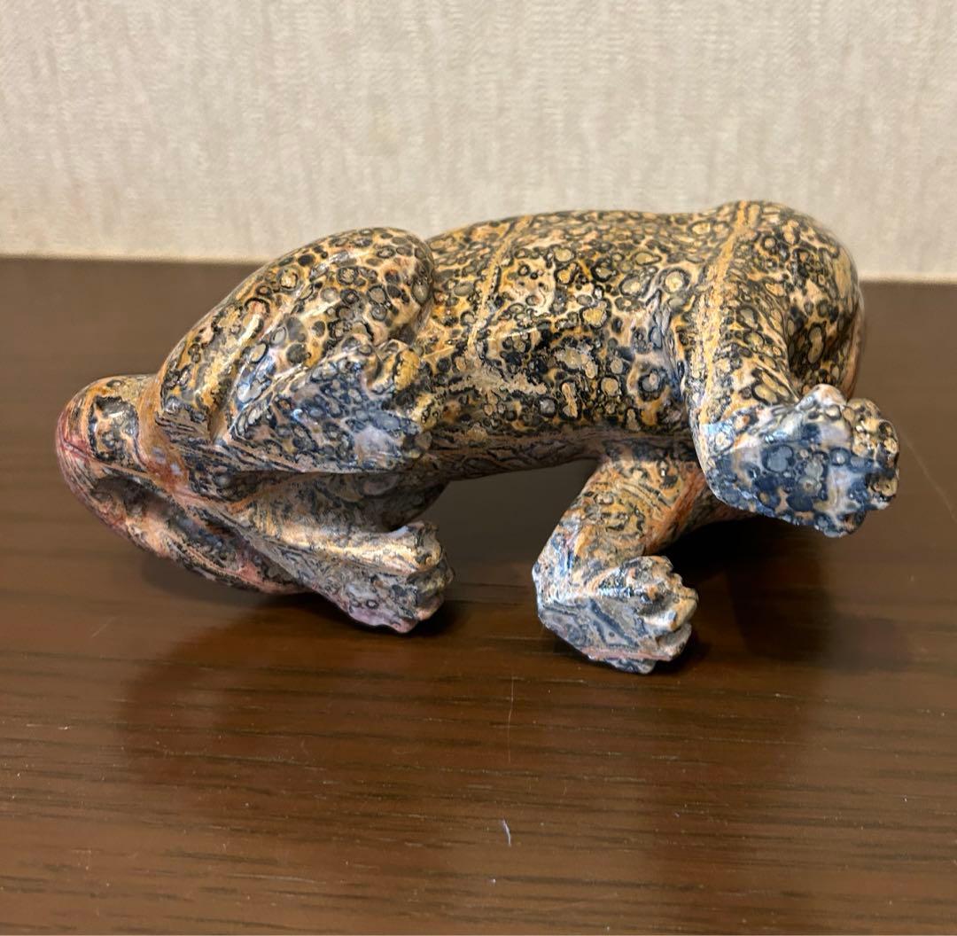 超レア‼︎ 天然石　石刻　アンティーク　ジャスパー天然石　タイガー（虎彫り）置物な