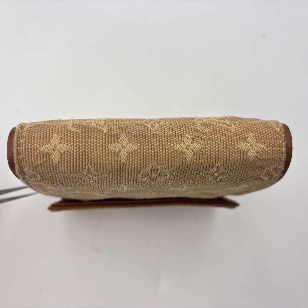 ルイヴィトン M92441 モノグラムミニ ポルトビエカルト クレディ ベージュ