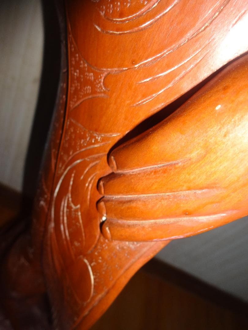 インドネシア　バリ島　木彫り人形（特大） ＊背中の写真、要確認