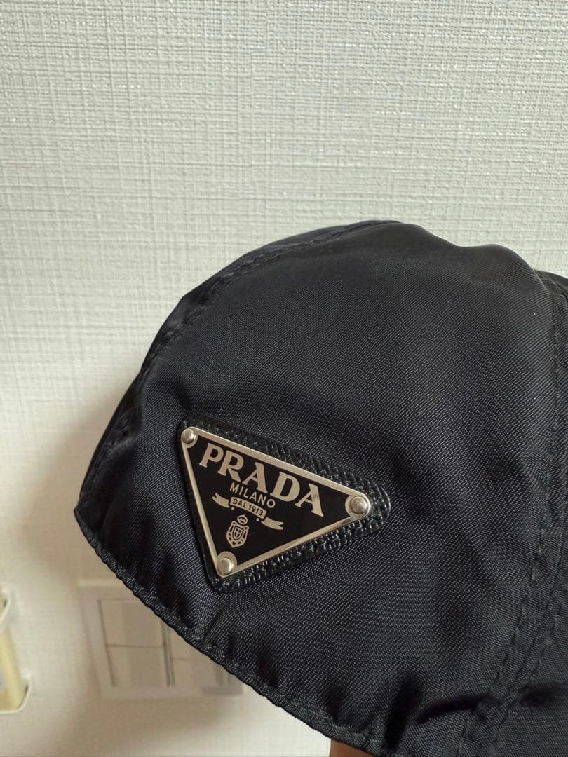 プラダ キャップ 三角ロゴプレート RE-NYLON 黒 L