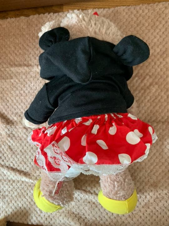 ダッフィー　シェリーメイ　洋服&ぬいぐるみ付き