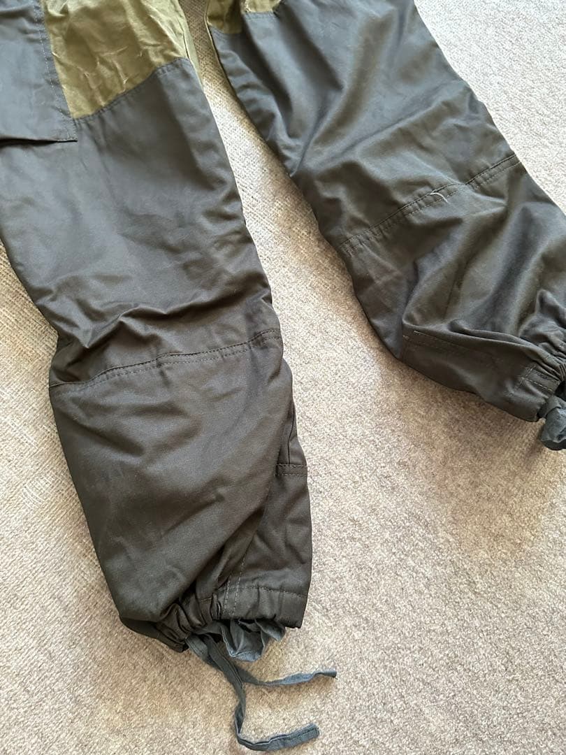 ロシア 軍 ゴルカ 装備 サバゲー ウェア AKなどに 戦闘服