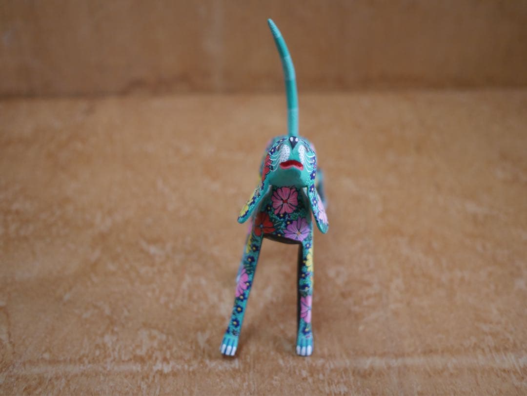 OAXACAN WOOD CARVING オアハカンウッドカービング　イヌ