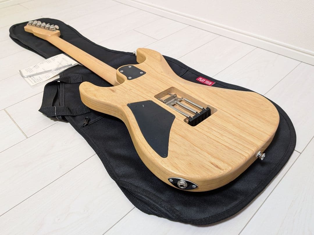 【送料無料】 Saito Guitars S-622 Trans White